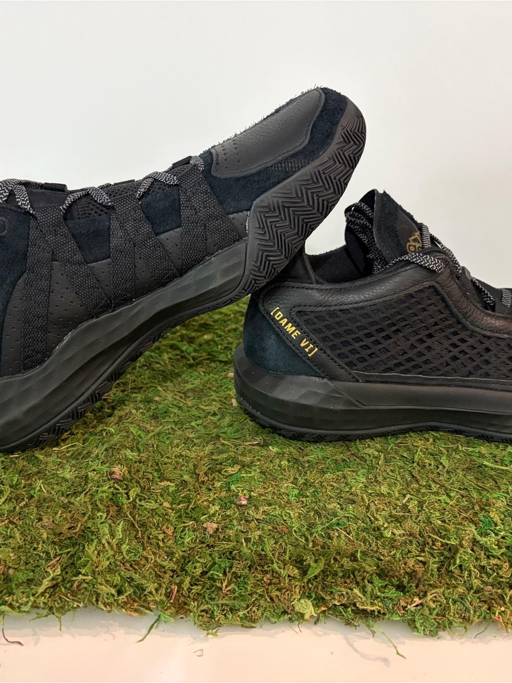 Adidas Dame 6 Leather Black Gold
